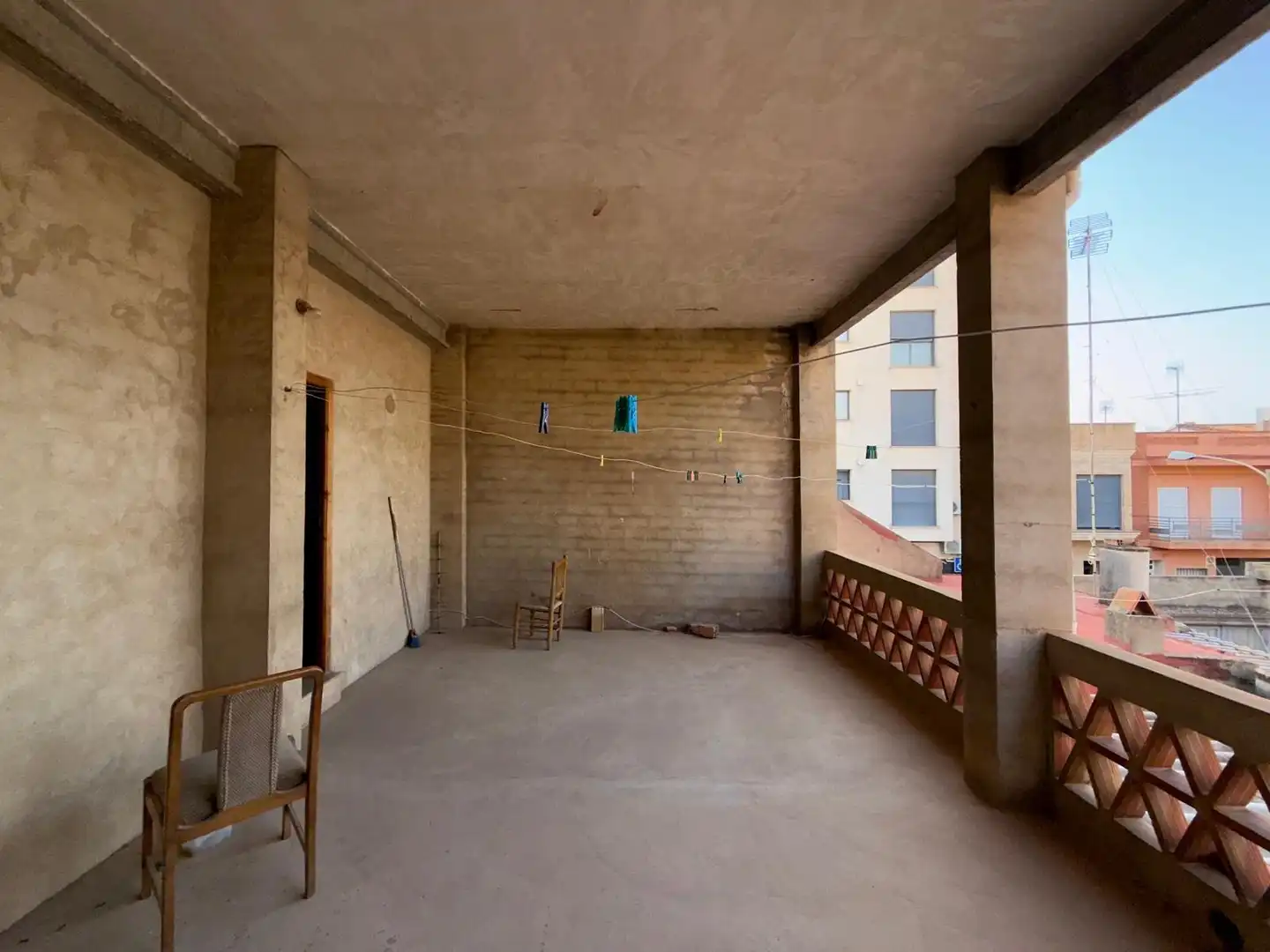 Terrassa de Casa o xalet en venda en Alginet amb Aire condicionat, Terrassa i Moblat
