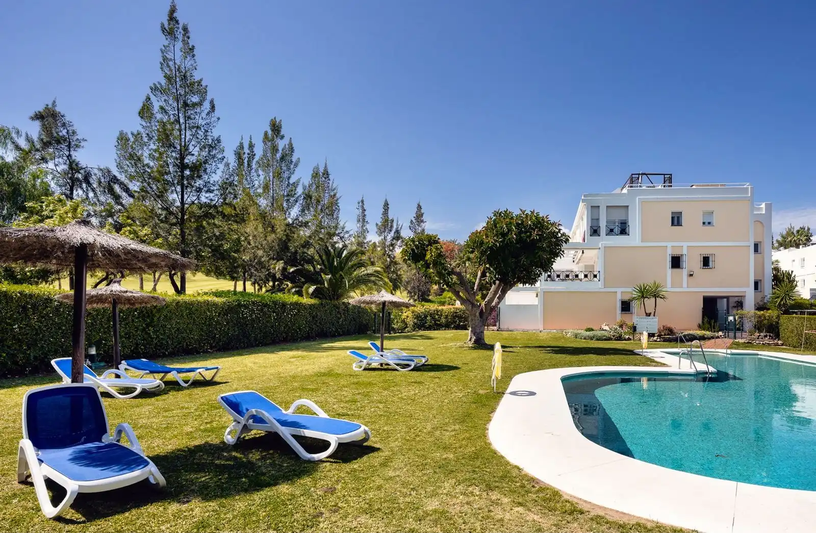 Flat with pool for sale in La Quinta, imagen 32