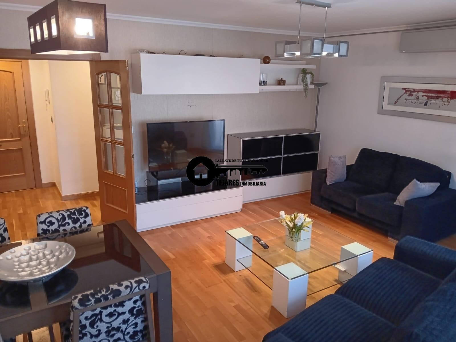 Living room of Flat to rent in  Albacete Capital  with Air Conditioner, Heating and Parquet flooring