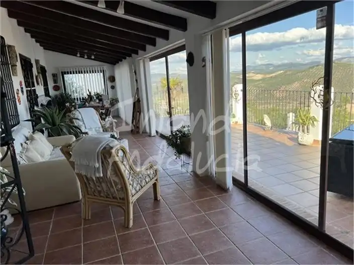 Casa rústica amb piscina en venda a Alcalá la Real, imagen 2