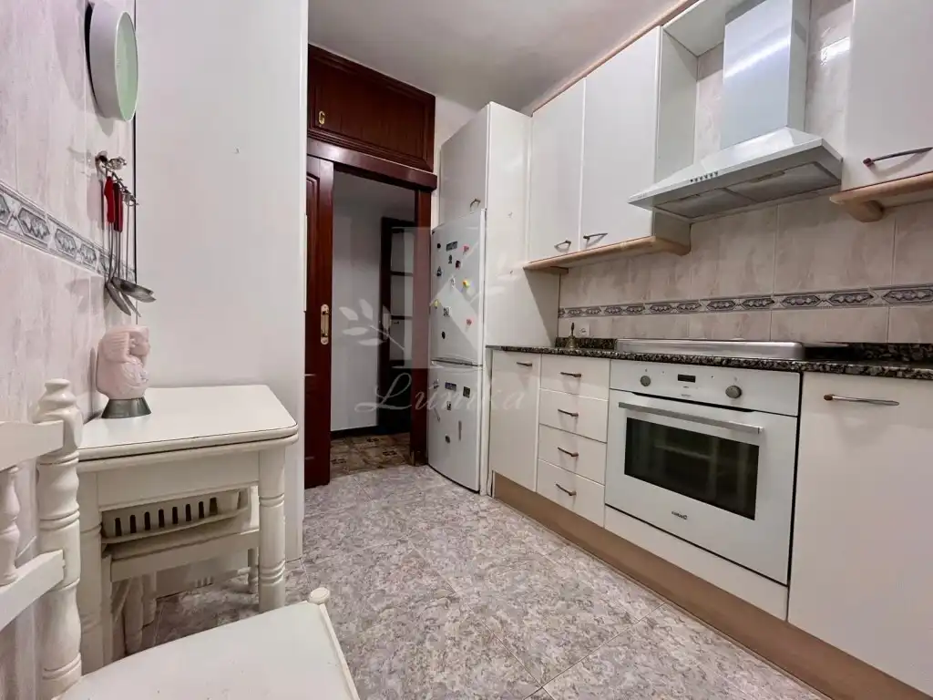 Cocina de Piso en venta en Barcelona con Balcón