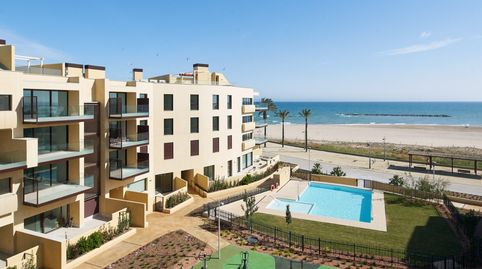 Foto 2 de Piso en venta en Avinguda Jaume I, 139, Les Salines - Pla de Sant Pere, Barcelona