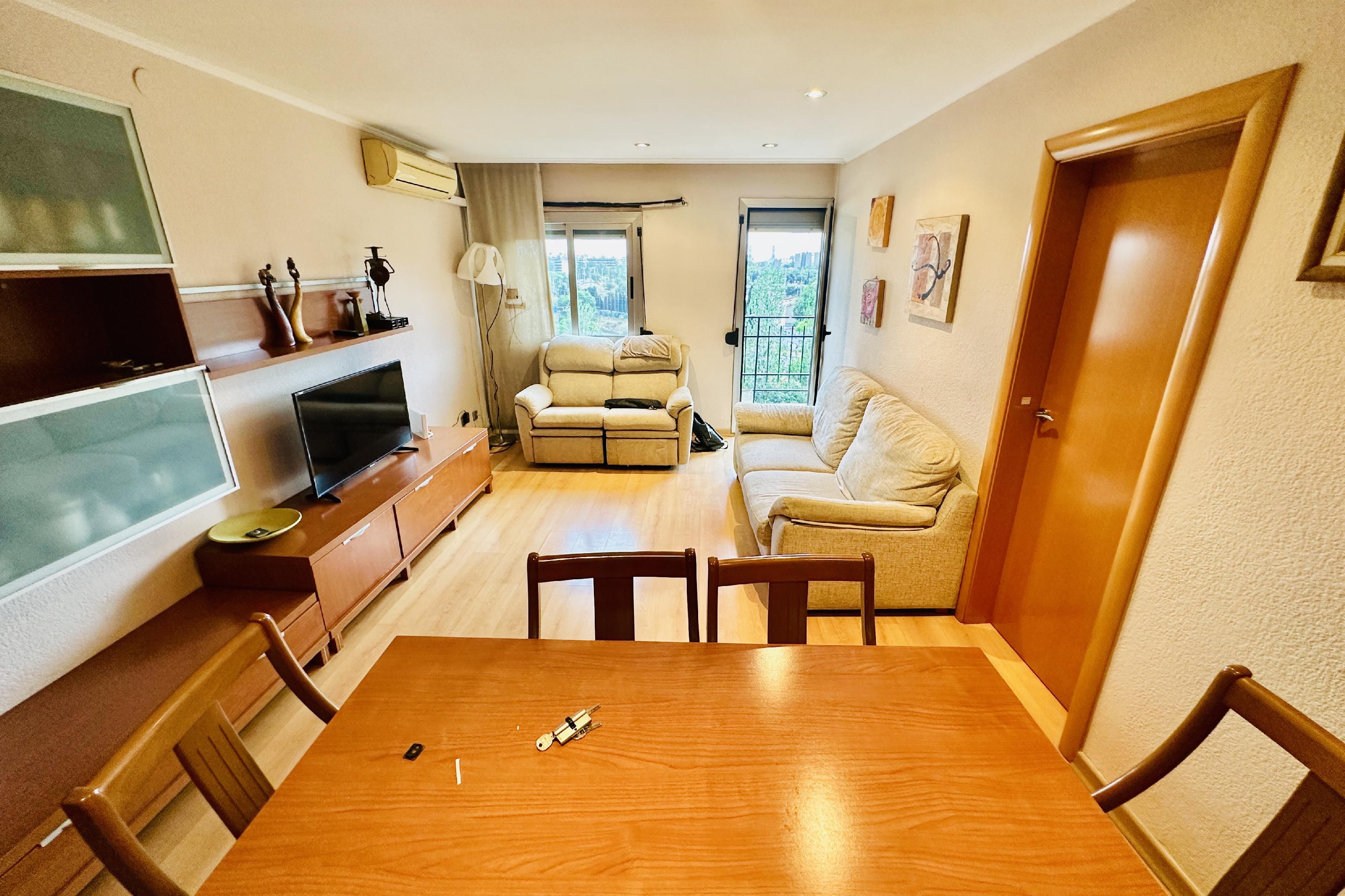 Living room of Flat to rent in Sant Adrià de Besòs  with Air Conditioner and Balcony