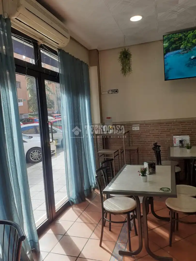 Local en venda en San Fernando de Henares amb Aire condicionat i Terrassa