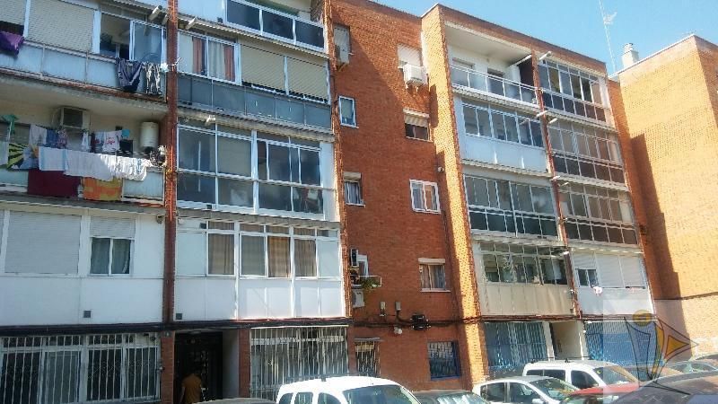 Piso en venta en CL VEGA , Centro