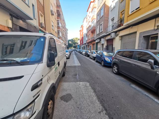 Local comercial en Venta en Calle de Vidal de Canellas en Ciudad Jardín - Parque Roma