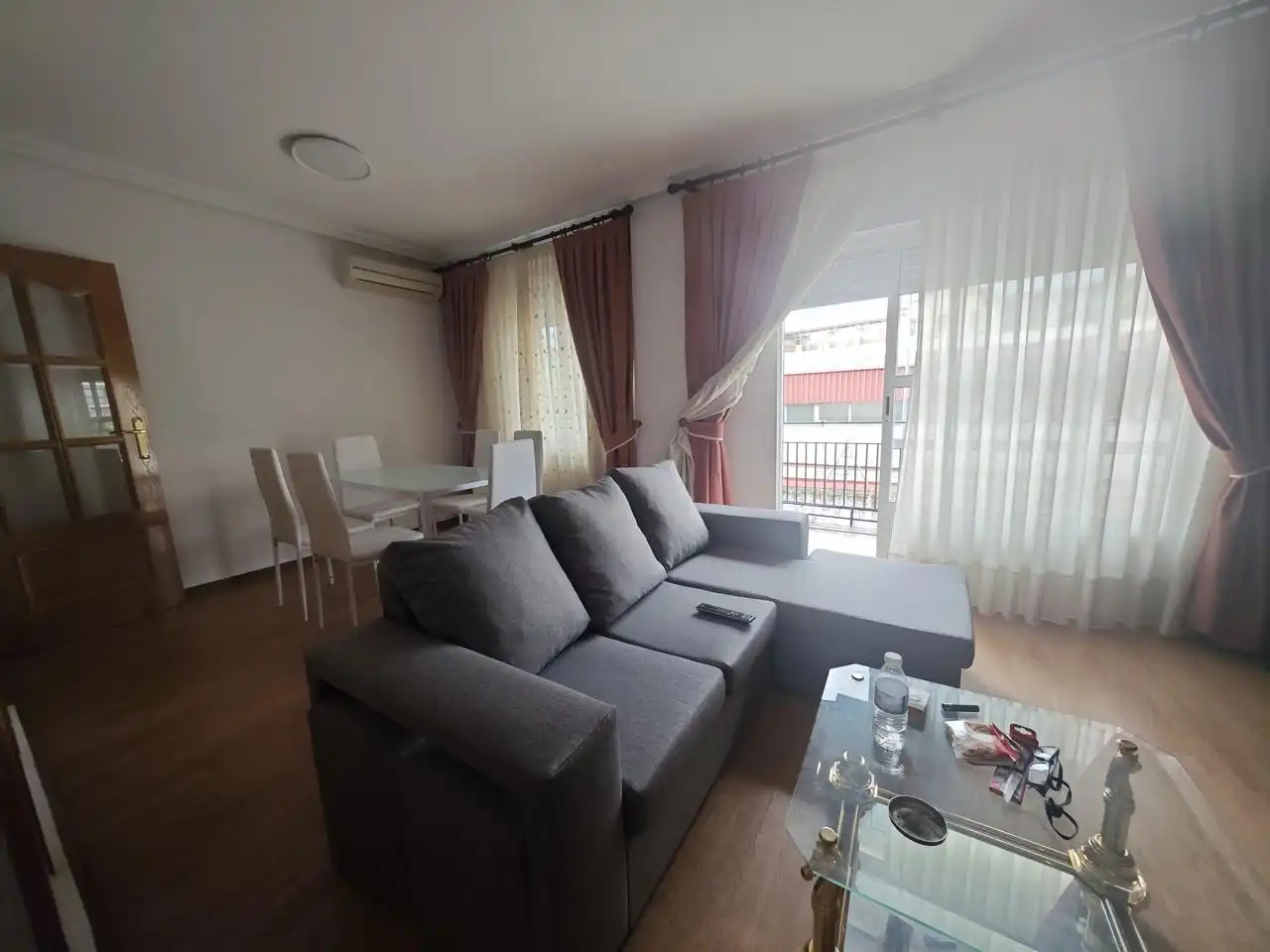 Flat for rent in Miralvalle - Av. Virgen del Puerto - La Data