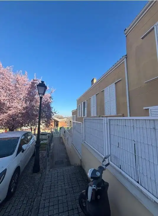 Casa a schiera in vendita a San Martín de Valdeiglesias, imagen 4