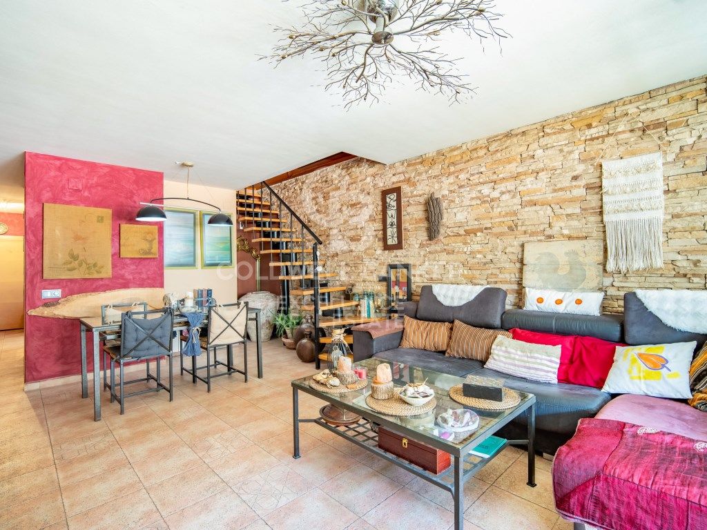 Duplex for sale in Calle Santa Maria Micaela, La Petxina