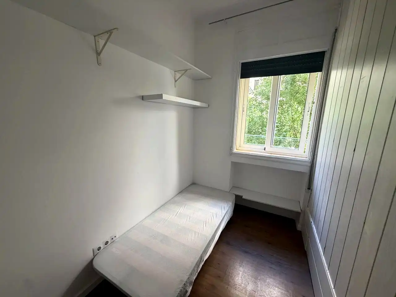 Bedroom of Flat for rent in Madrid  with Air Conditioner, Heating and Furnished