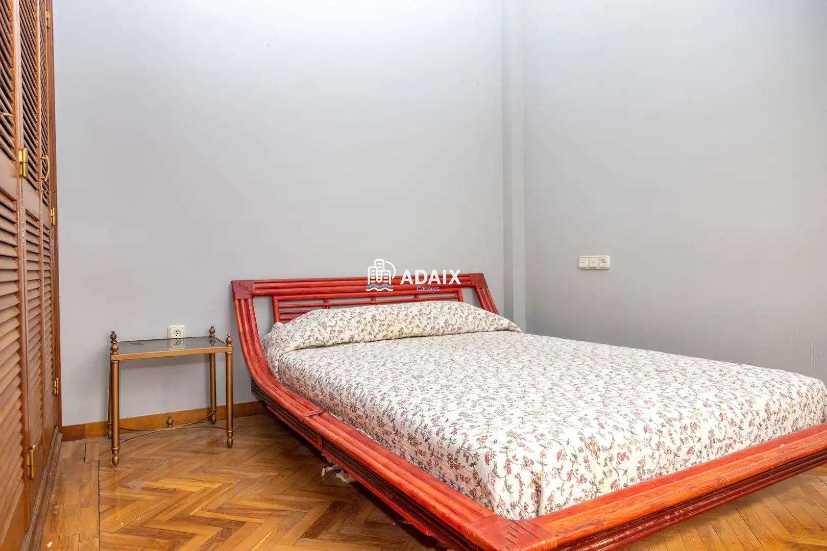 Dormitori de Casa adosada en venda en Cáceres amb Aire condicionat, Calefacció i Terrassa