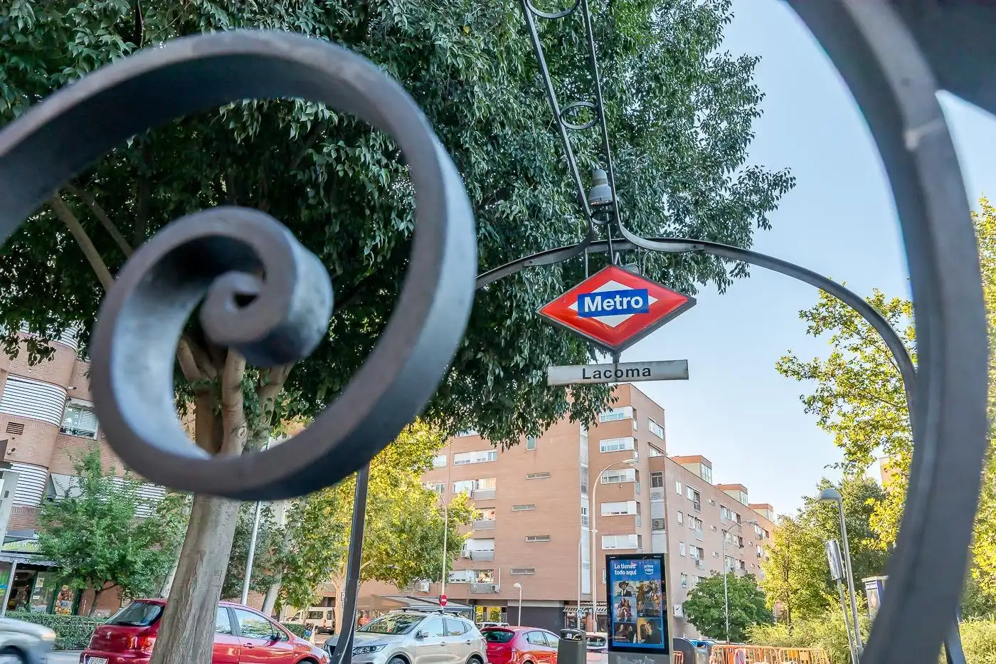 Vista exterior de Ático en venta en Fuencarral - El Pardo