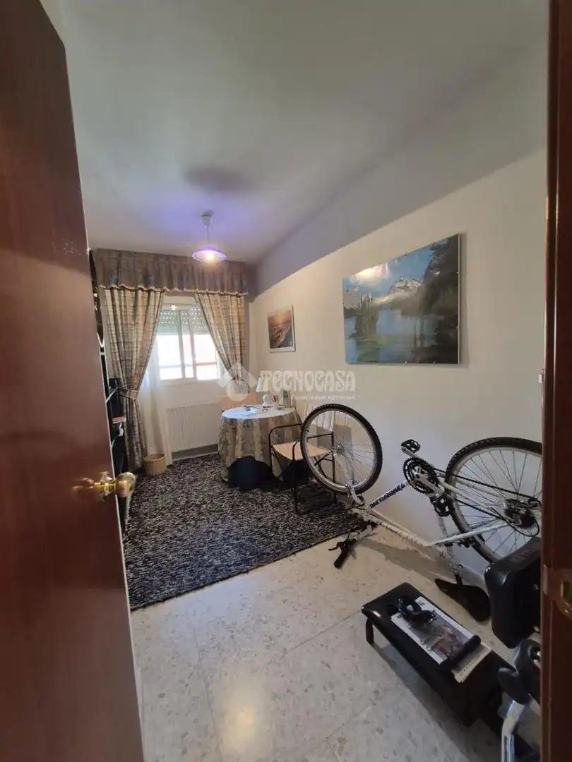 Bedroom of Flat for sale in Madrid