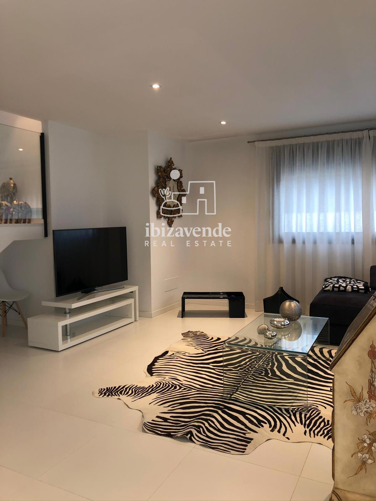 Living room of Duplex for rent in Santa Eulària des Riu  with Air Conditioner, Heating and Terrace