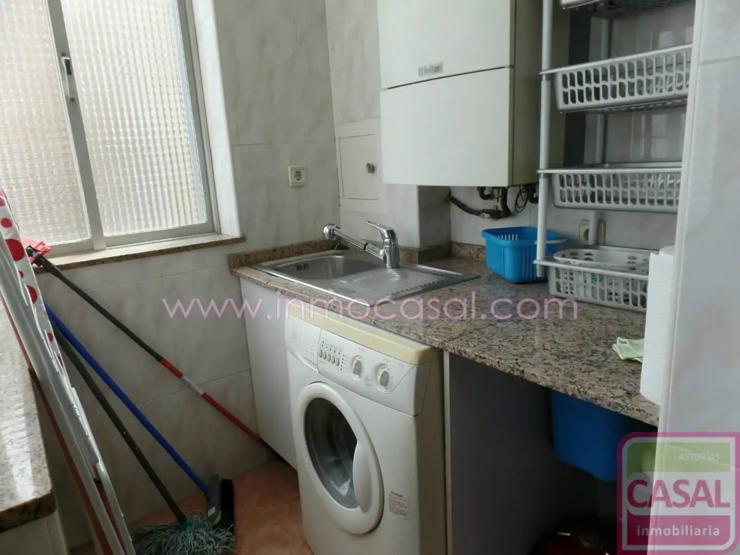 Küche von Wohnung zur Miete in Oviedo  mit Heizung, Terrasse und Möbliert