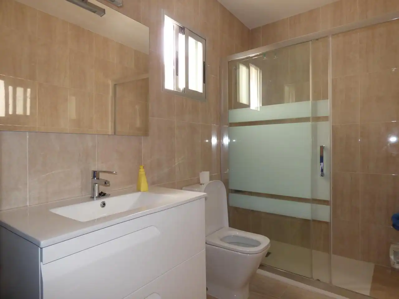 Baño de Ático en venta en Benidorm con Terraza