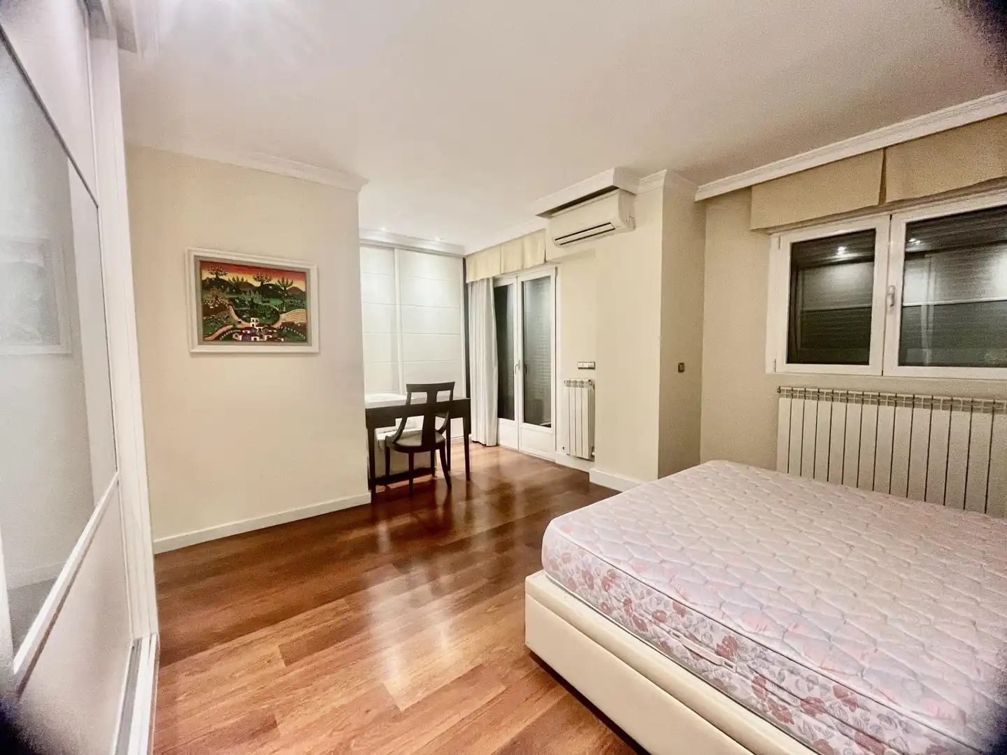 Bedroom of Flat for sale in Madrid  with Air Conditioner, Heating and Private garden