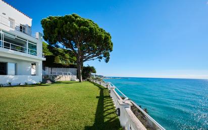 Jardí de Casa o xalet en venda en Arenys de Mar amb Aire condicionat, Calefacció i Jardí privat