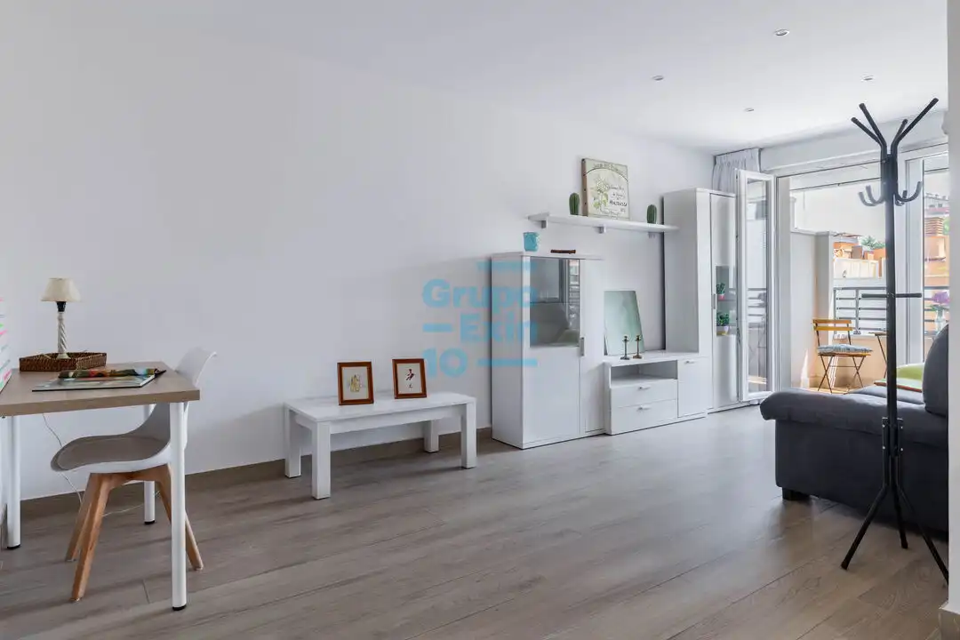 Sala de estar de Apartamento en venta en Donostia - San Sebastián  con Calefacción, Terraza y Balcón