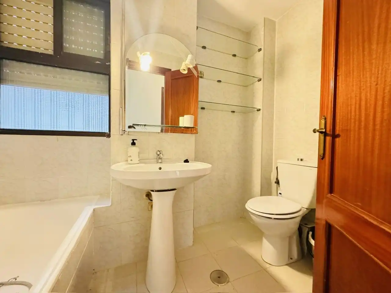 Bathroom of Flat for sale in Torrox