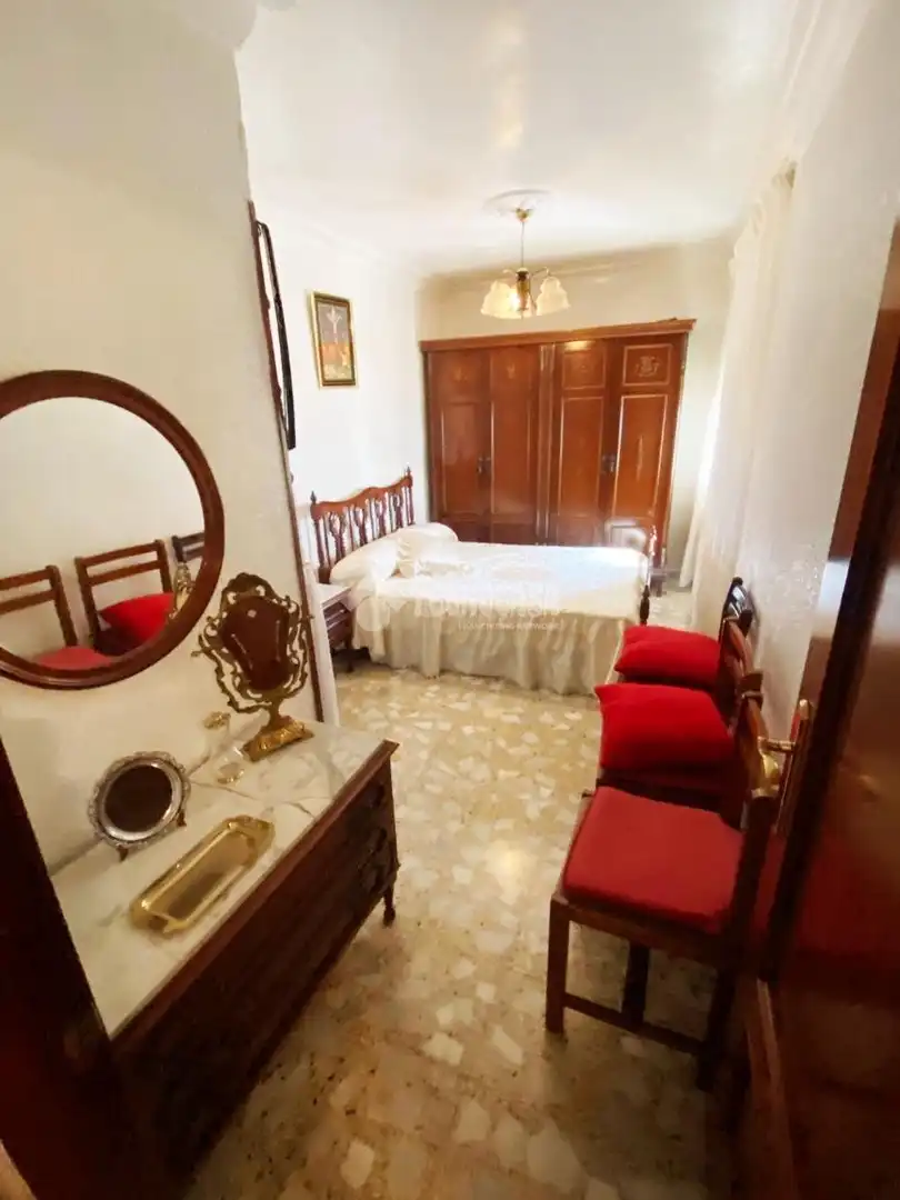 Bedroom of Flat for sale in Madrid