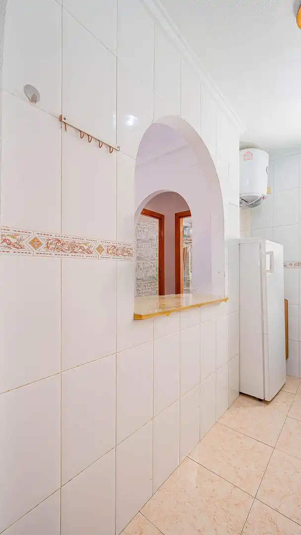Wohnungen zum Verkauf in Torrevieja mit Terrasse, Möbliert und Gemeinschaftspool