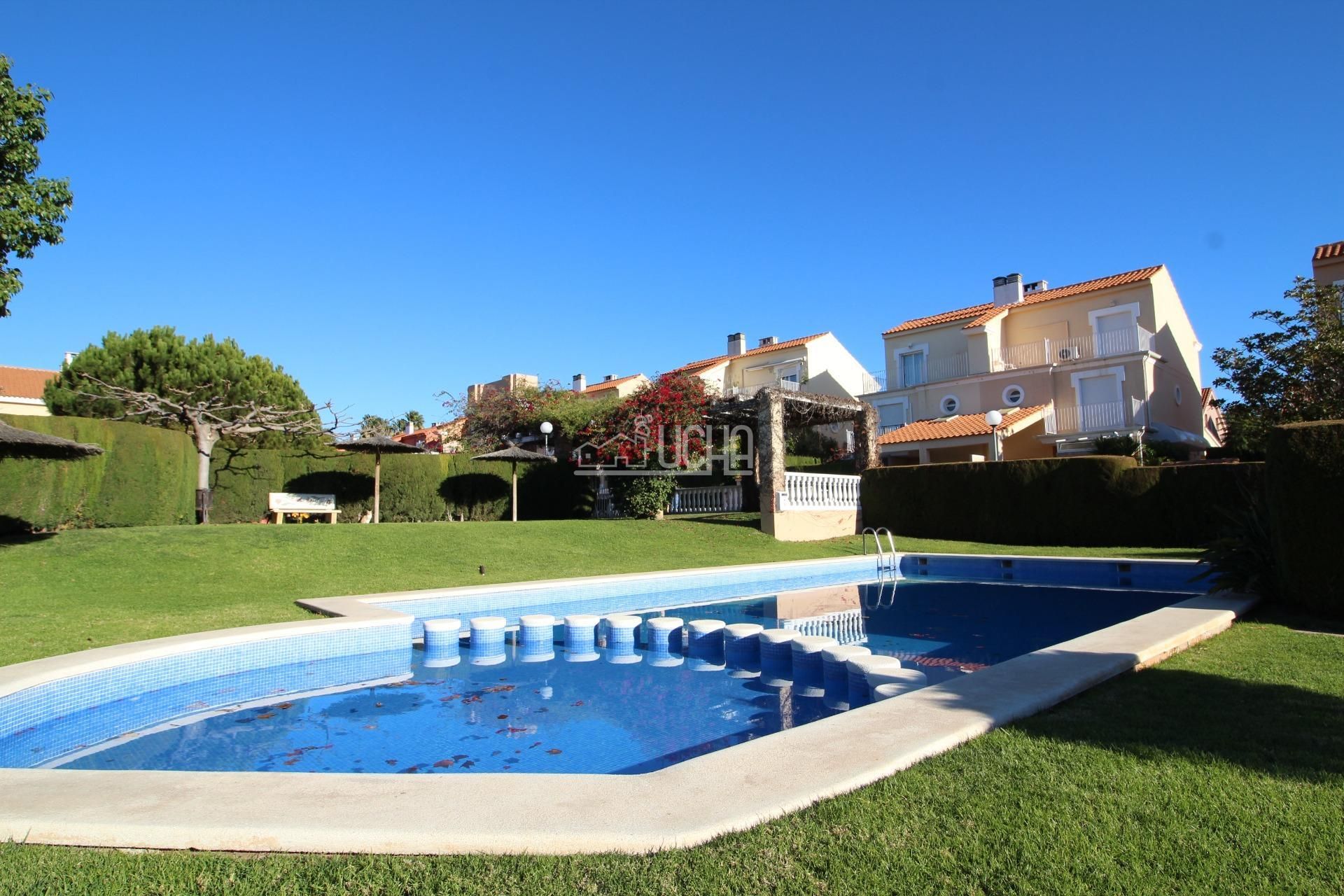 Garden of Single-family semi-detached to rent in Bétera  with Air Conditioner, Heating and Private garden