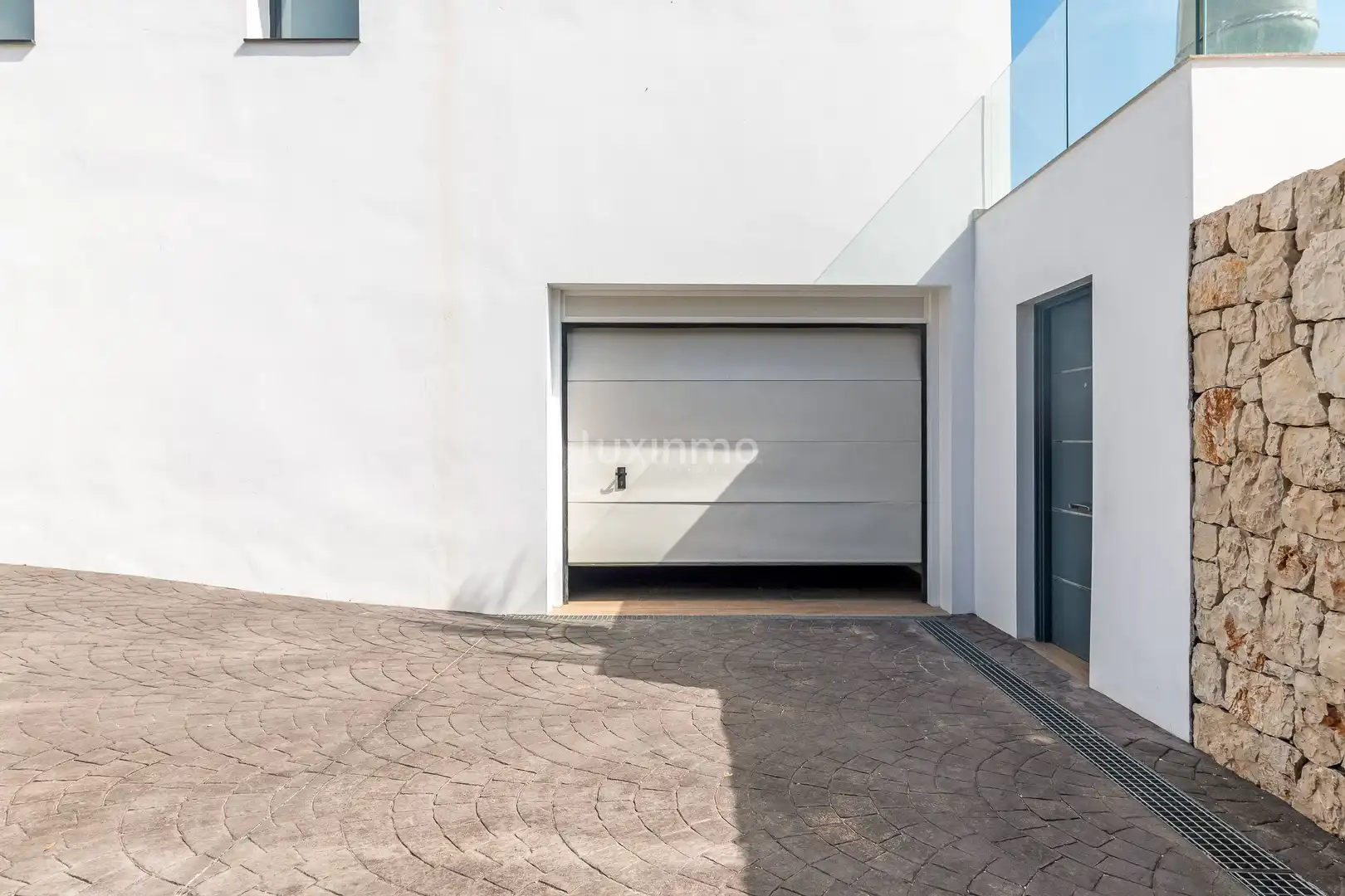 Vista exterior de Casa o chalet en venta en La Nucia con Aire acondicionado, Calefacción y Terraza