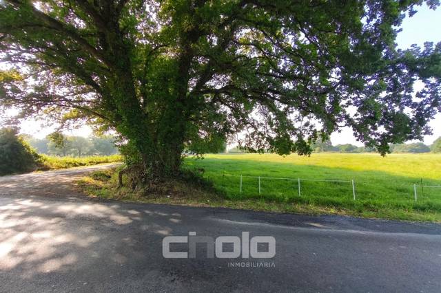 Terreno residencial en Venta en Outeiro de Rei