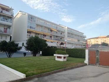 Appartement avec piscine à vendre à Avenida Luis Rocafort 53