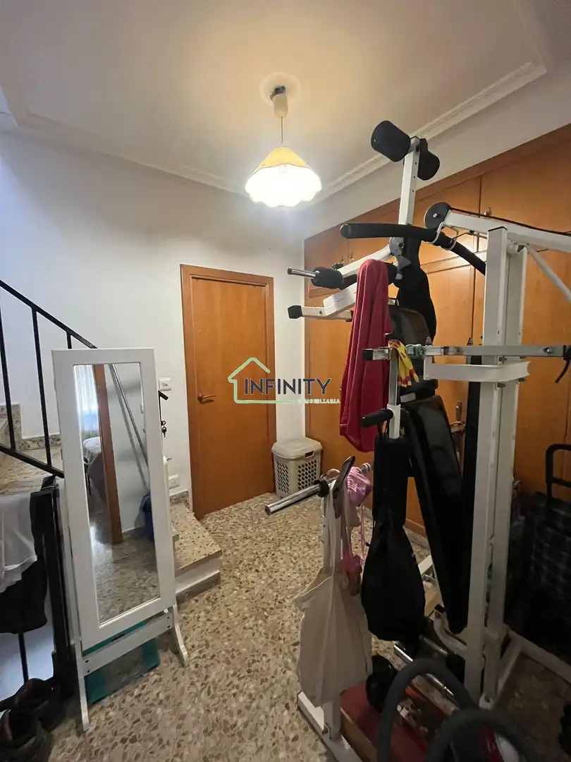 Casa o xalet de lloguer en Oliva amb Calefacció i Moblat
