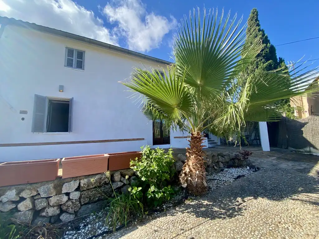 Vista exterior de Finca rústica en venda en Andratx amb Aire condicionat, Jardí privat i Terrassa