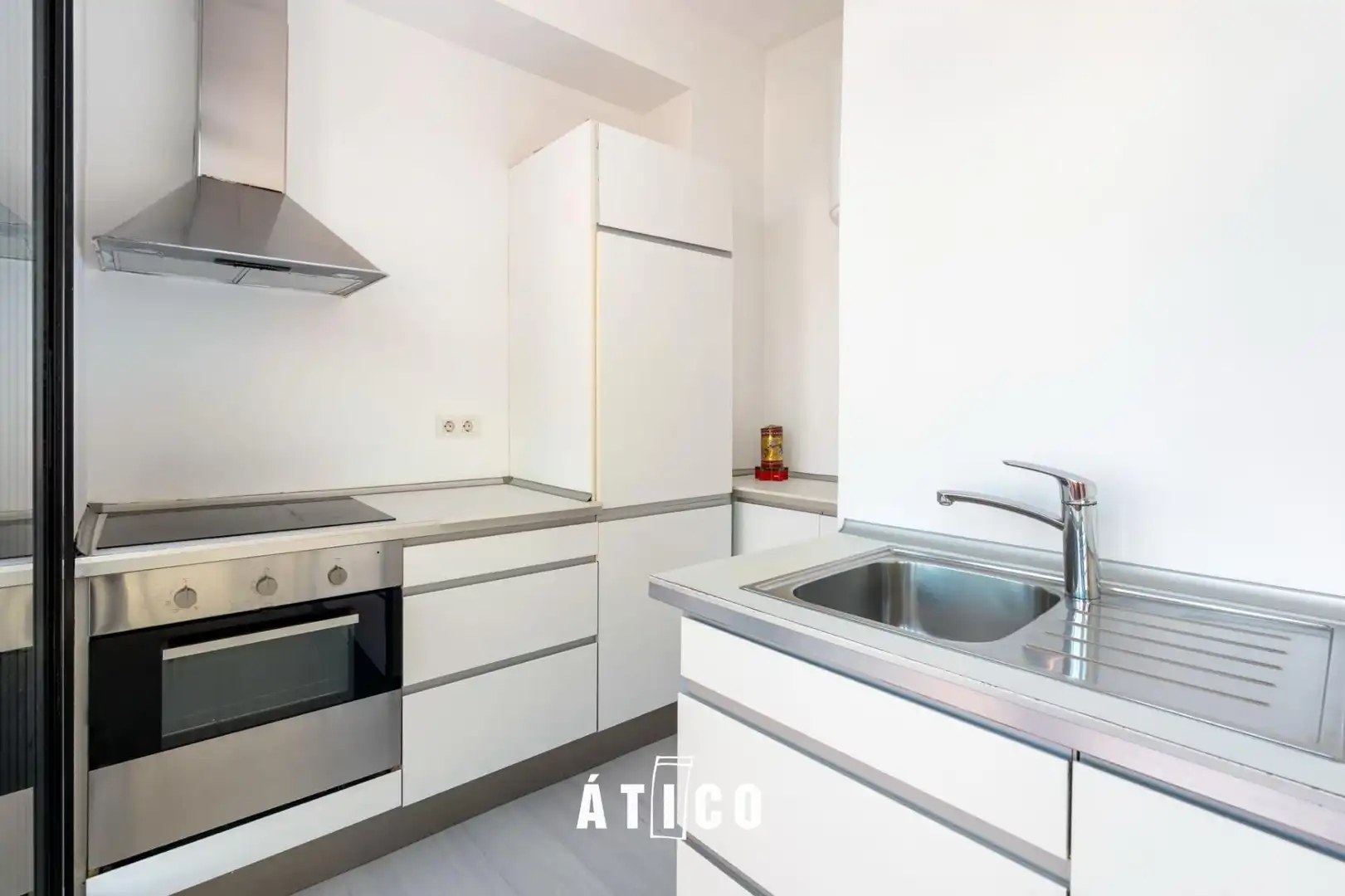 Attic for rent in Sarrià