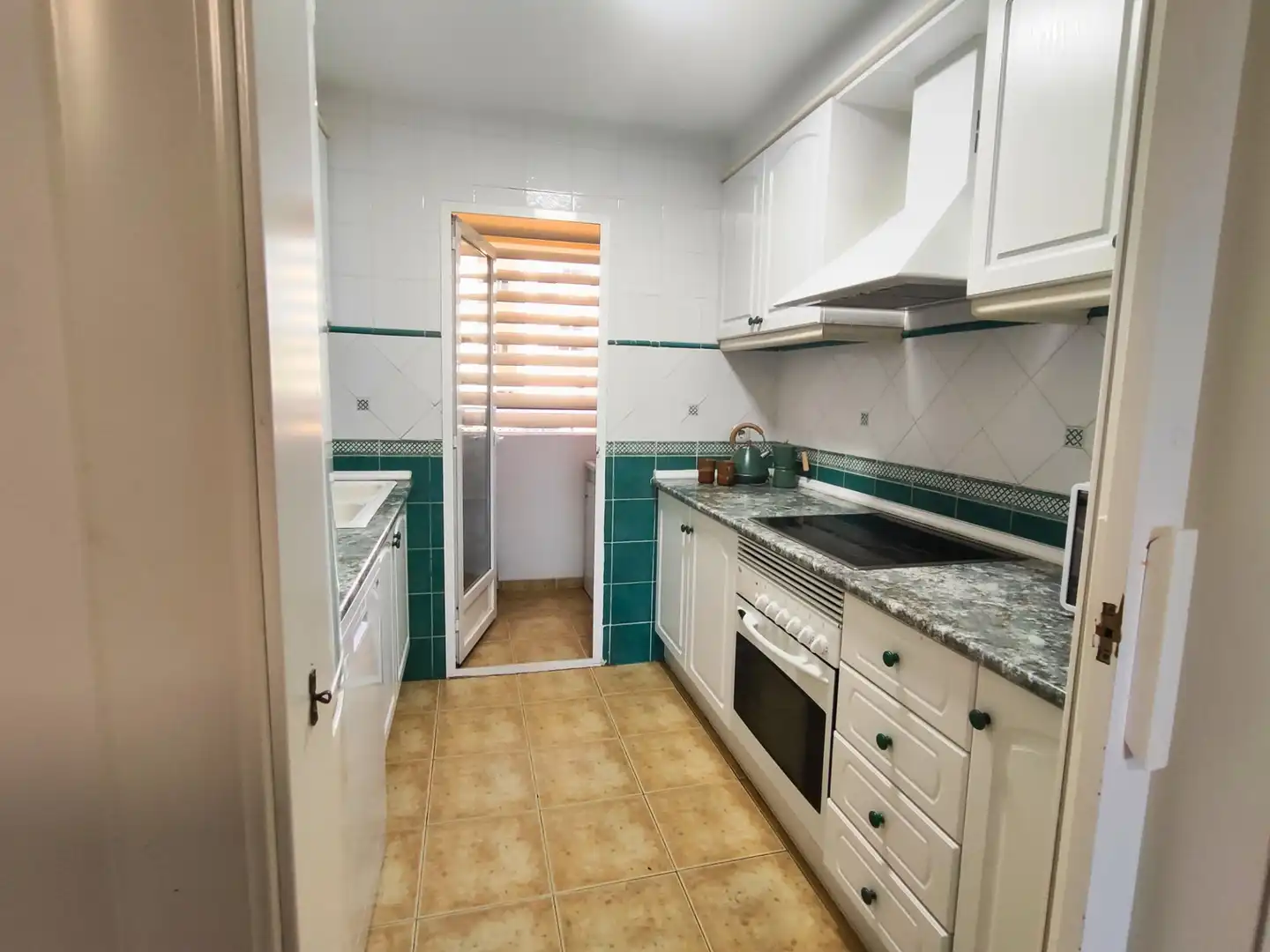 Kitchen of Flat for rent in Dénia  with Air Conditioner, Heating and Terrace