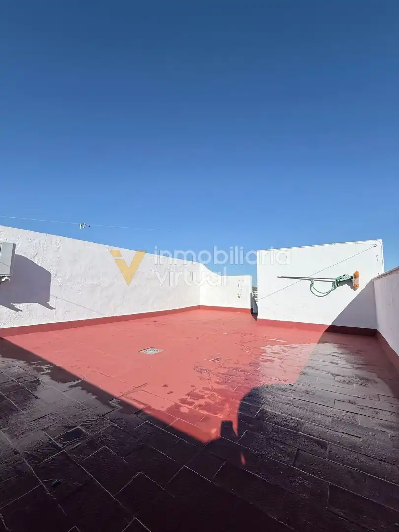 Terrassa de Casa o xalet en venda en Lucena amb Moblat
