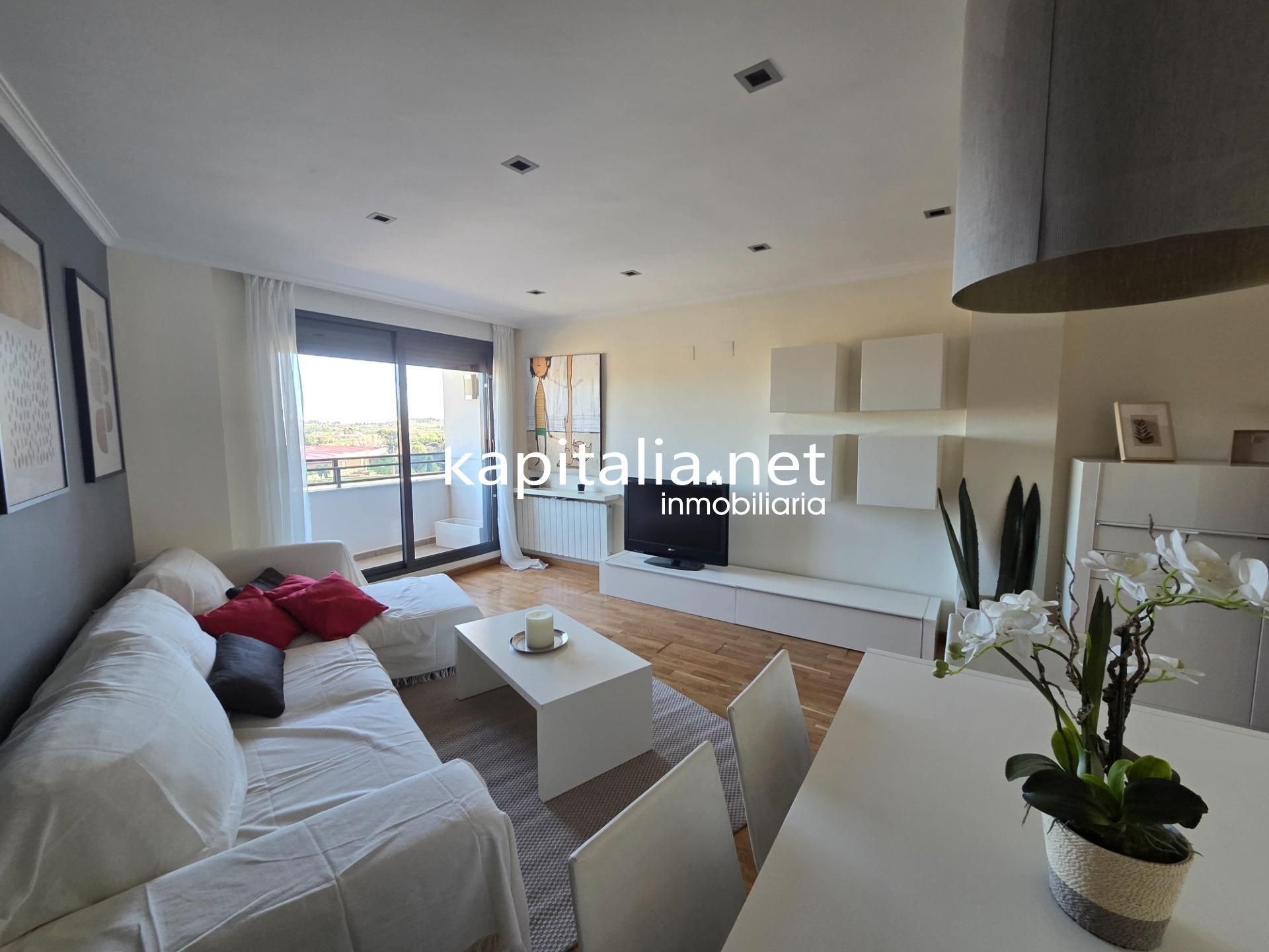 Sala de estar de Piso en venta en Ontinyent con Aire acondicionado, Parquet y Trastero