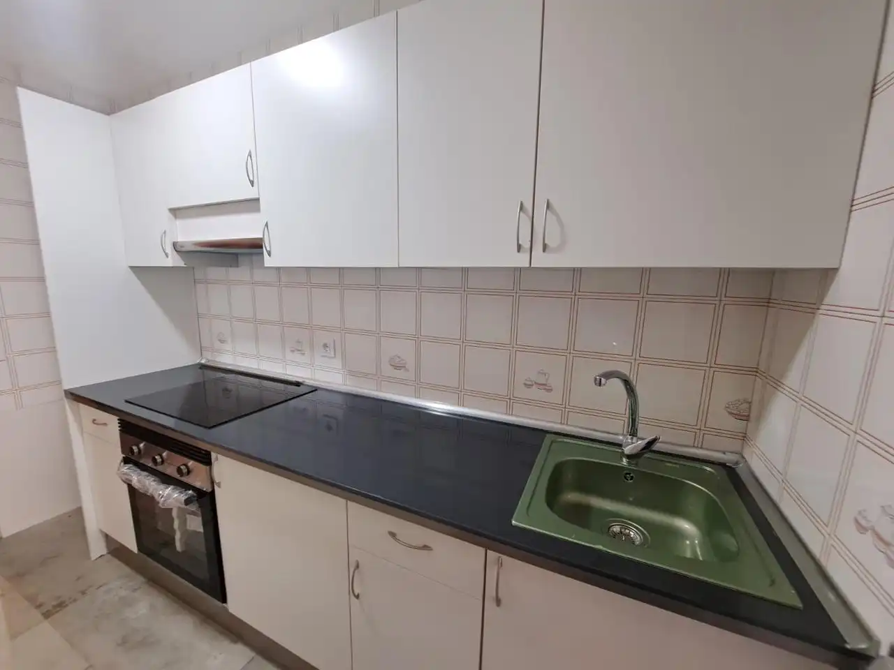 Kitchen of Flat for rent in Madrid  with Air Conditioner, Heating and Terrace