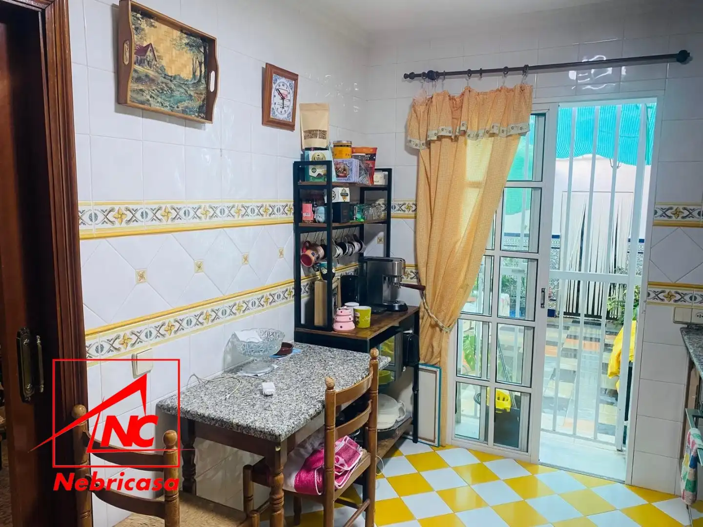 Cocina de Casa o chalet en venta en Las Cabezas de San Juan con Aire acondicionado y Trastero