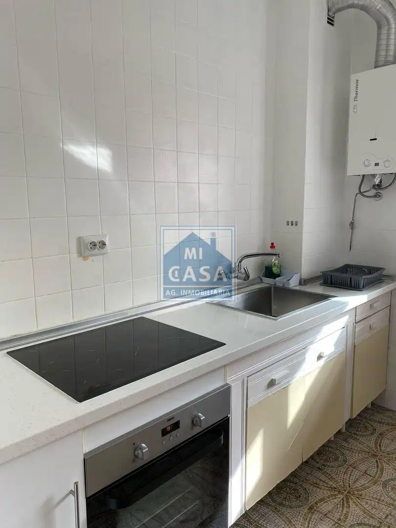 Cocina de Piso de alquiler en Mérida con Calefacción, Amueblado y Balcón