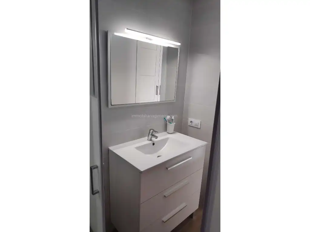 Casa adosada en venta en Mas Romeu