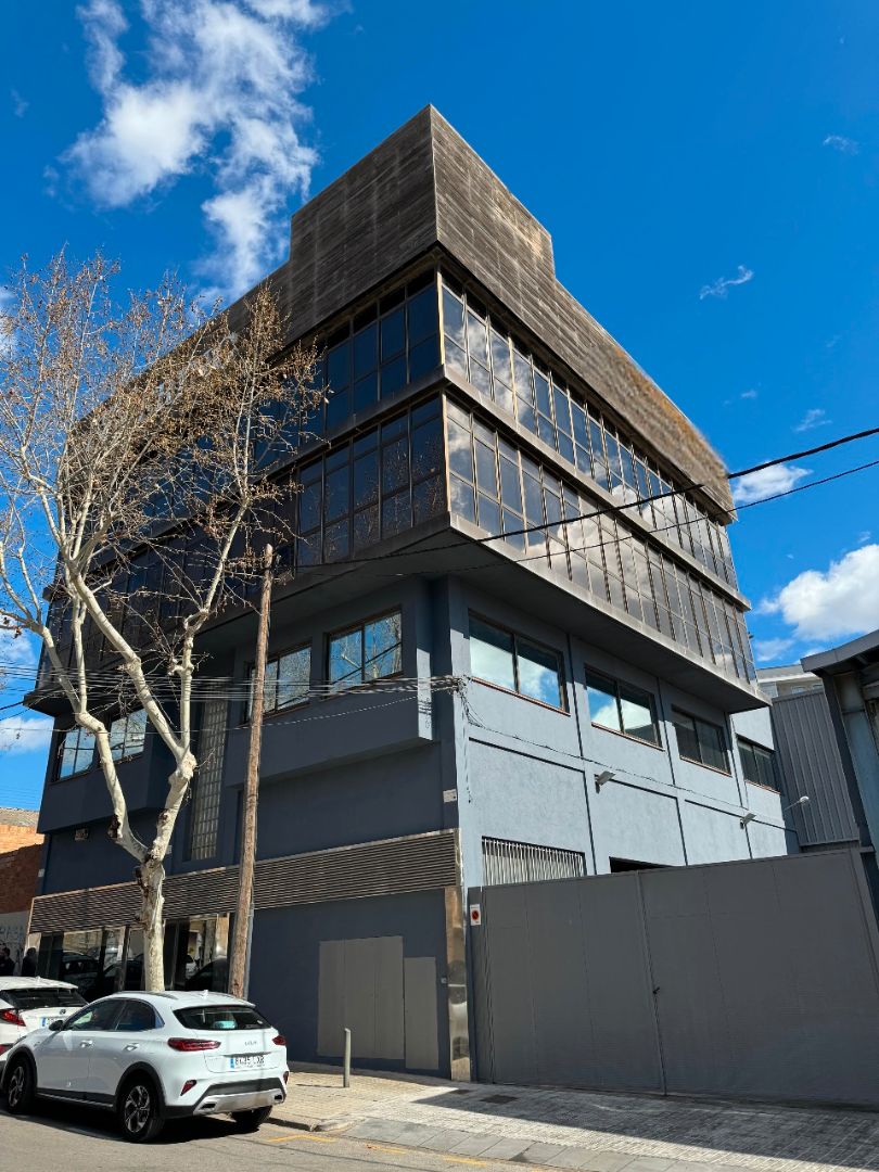 Exterior view of Building for sale in Cornellà de Llobregat  with Alarm
