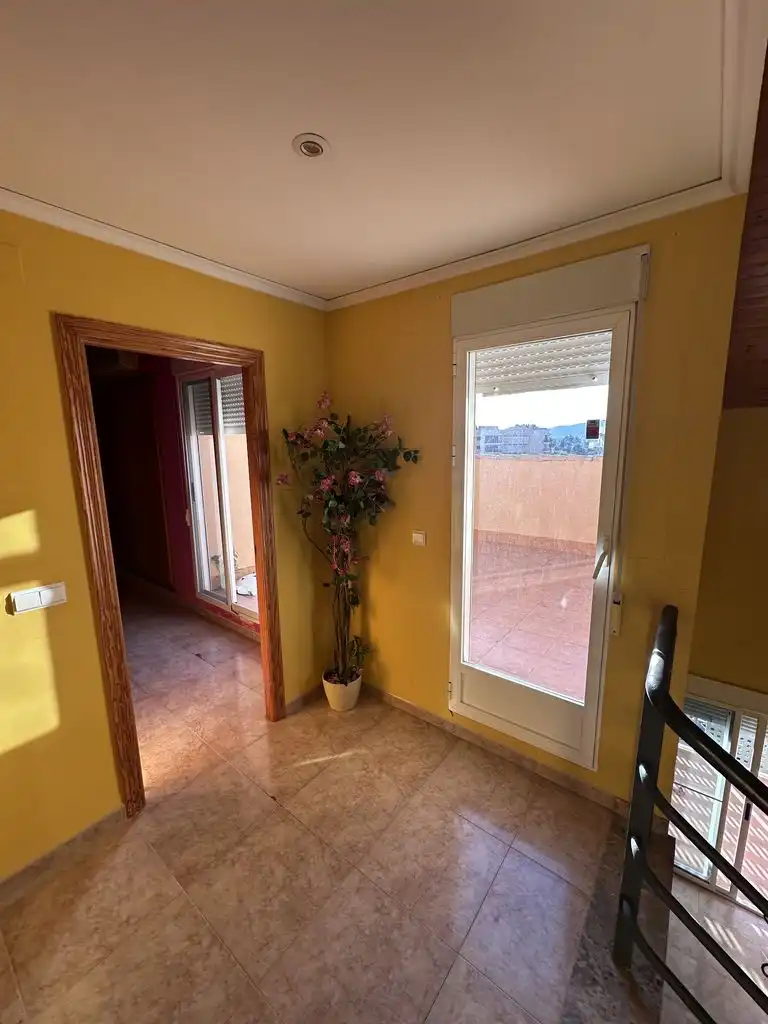 Attic for rent in Canet d'En Berenguer