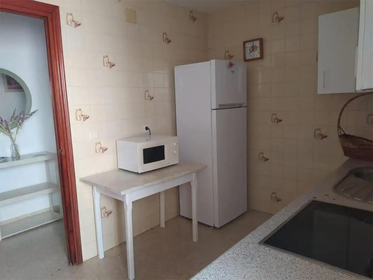 Cuina de Pis de lloguer en Benalup-Casas Viejas amb Moblat i Balcó