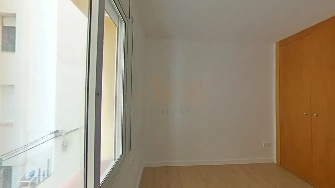 Piso en venta en Carretera SANTA CREU DE CALAFELL, 135, Passeig Maragall