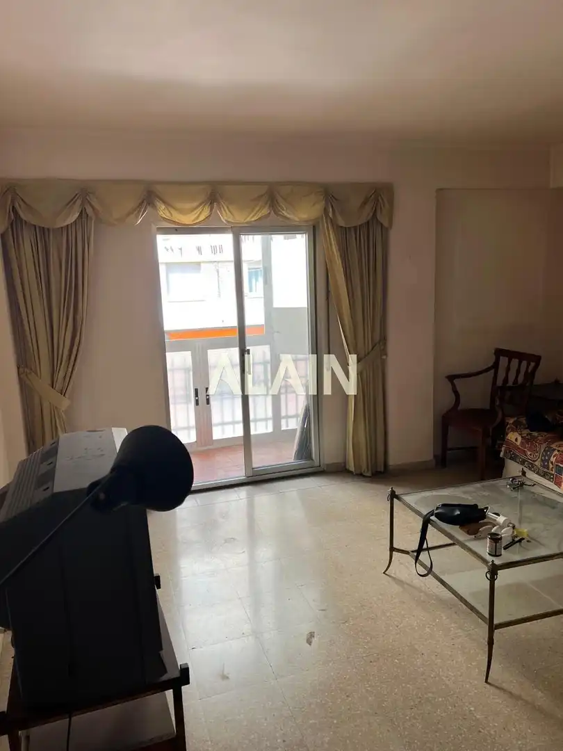 Sala d'estar de Pis en venda en Valencia amb Aire condicionat, Calefacció i Traster
