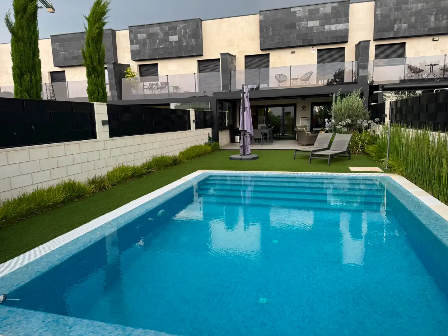 Piscina de Casa o xalet en venda en Boadilla del Monte amb Calefacció, Jardí privat i Terrassa