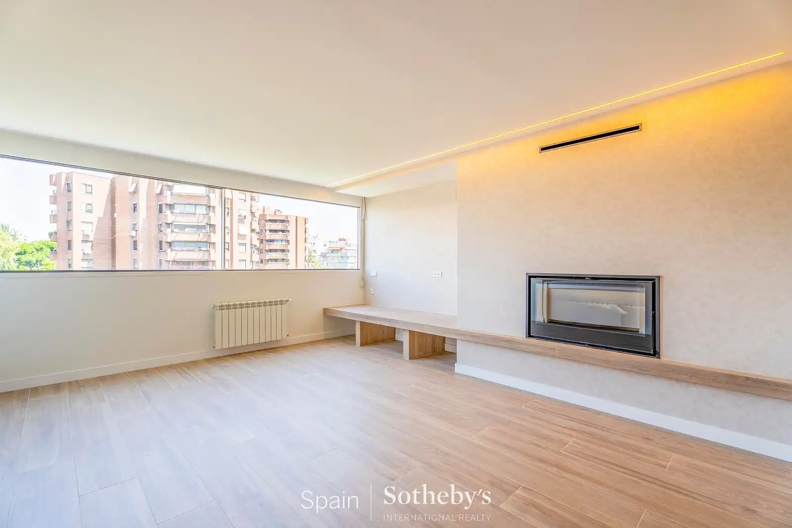 Apartamento con piscina en alquiler en Calle de la Infanta María Teresa, imagen 31