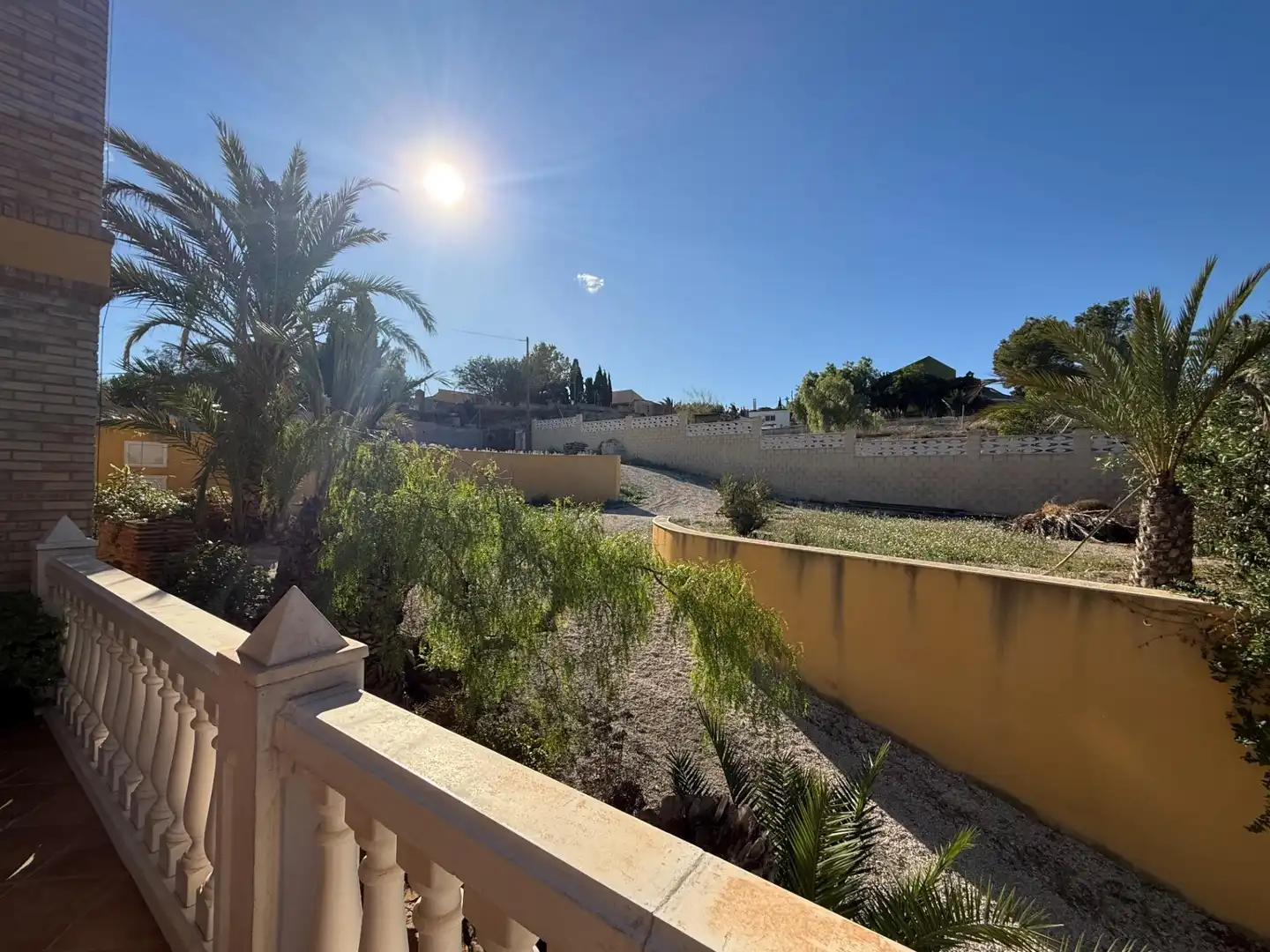 Vista exterior de Casa o chalet en venta en Alicante / Alacant con Jardín privado y Piscina comunitaria