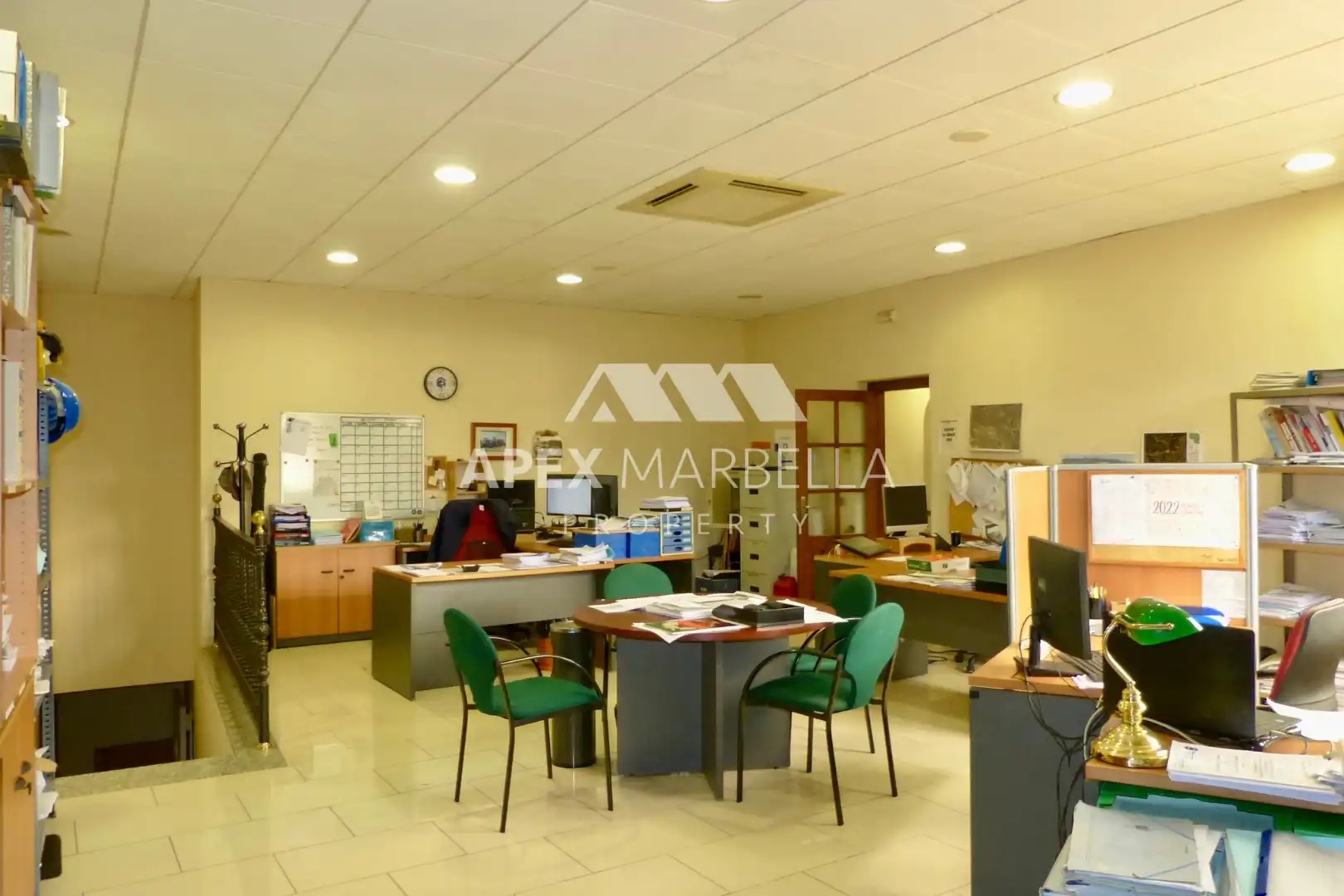 Local en venda en Marbella amb Aire condicionat, Moblat i Internet