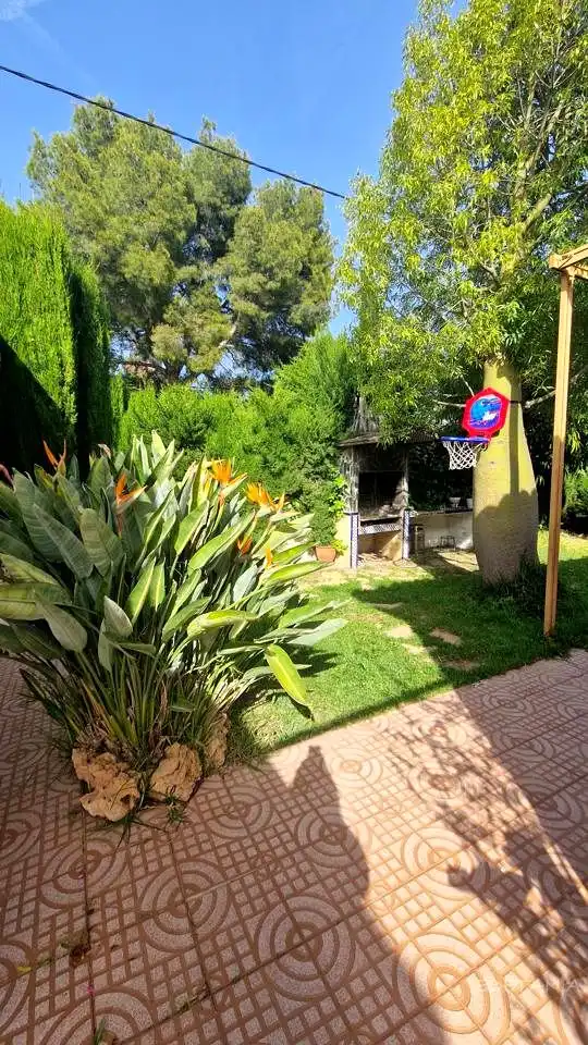 Casa o chalet de alquiler en 104, Moncada
